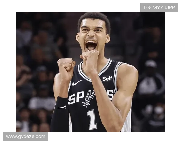 麦凯恩发展联盟第二场表现回暖20分钟内贡献15分6助攻展现实力